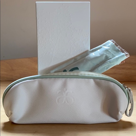 BNIB Genius Ultra Tool by Arbonne. - Picture 4 of 7